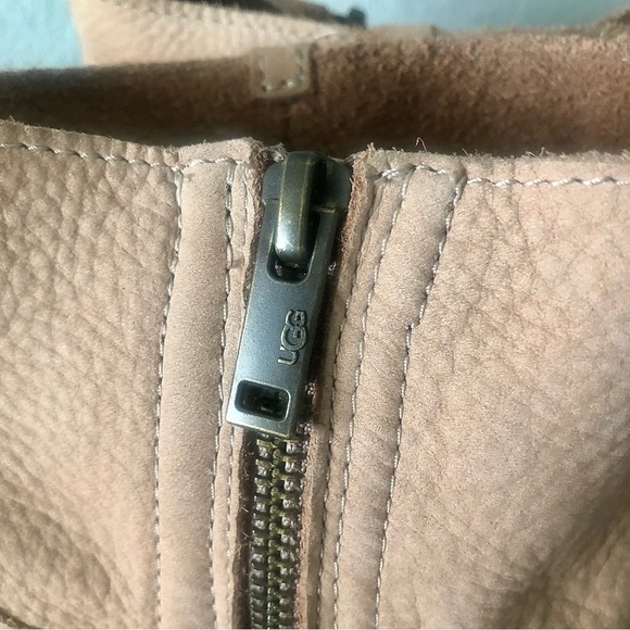 UGG Deconstructed Mini Zip Women’s Boot Arroyo size 10 - Picture 10 of 13